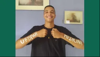 Estudante aprovado em medicina