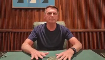 Bolsonaro pede aos manifestantes que liberem as rodovias no país
