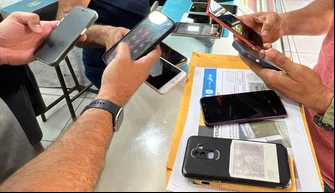 Operação "Interditados" combate o comércio ilegal de celulares em Teresina