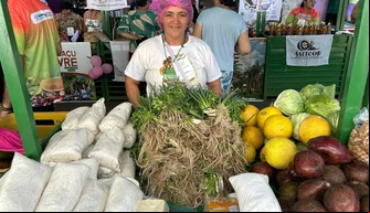Comerciante na Feira da Fartura