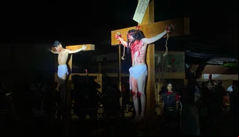 Ator interpretando Jesus Cristo em espetáculo