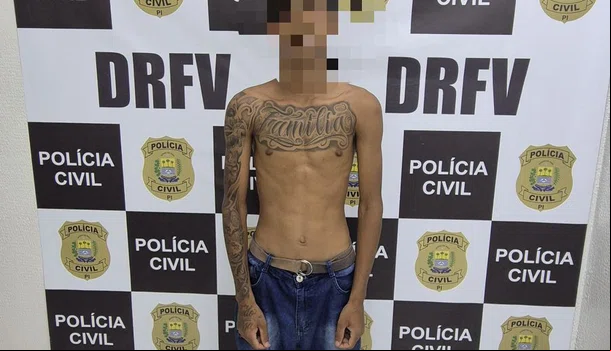Suspeito de envolvimento no roubo de uma motocicleta